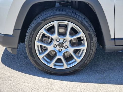 Used 2025 Jeep Compass Limited AWD/4WD image 13