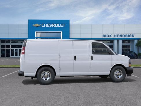 New 2026 Chevrolet Express 2500 w/ Driver Convenience Package image 7