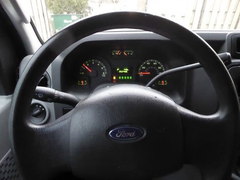 Used 2013 Ford E-350 and Econoline 350 XL image 11