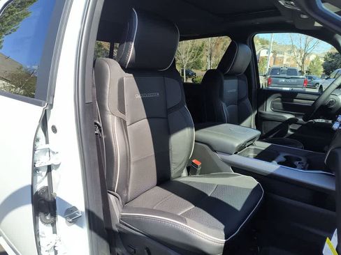 New 2026 RAM 3500 Laramie AWD/4WD image 25