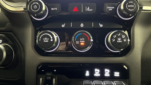 Used 2025 RAM 1500 Big Horn AWD/4WD image 17