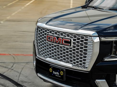 Used 2021 GMC Yukon Denali image 26