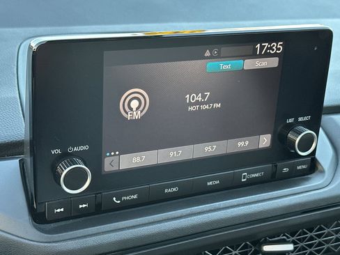 Used 2023 Honda Accord EX image 17