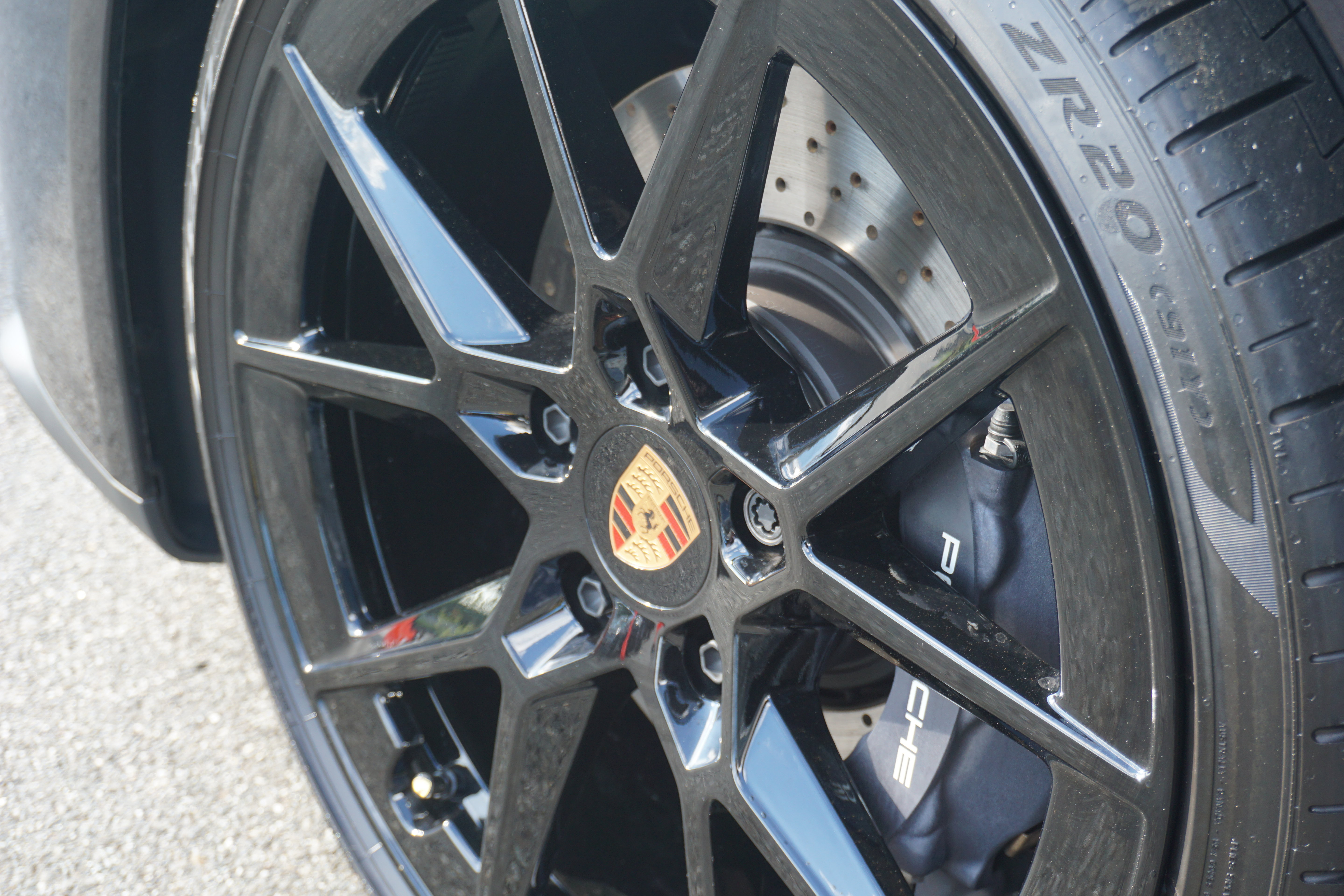 Certified 2025 Porsche 911 Carrera RWD image 13