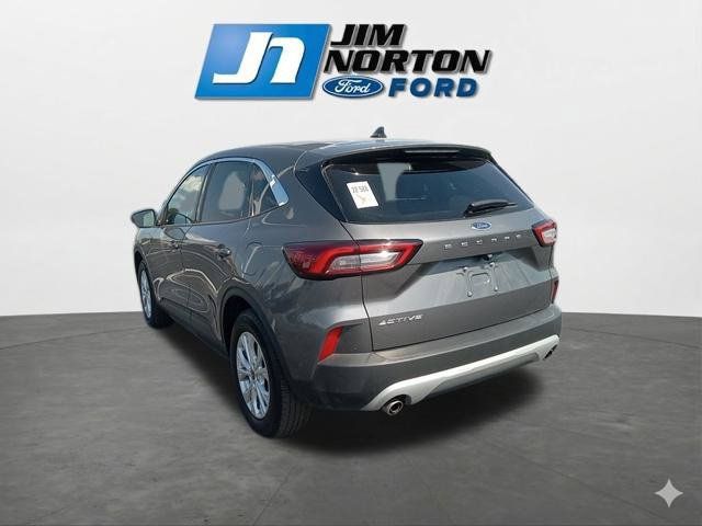 Used 2024 Ford Escape Active FWD image 7