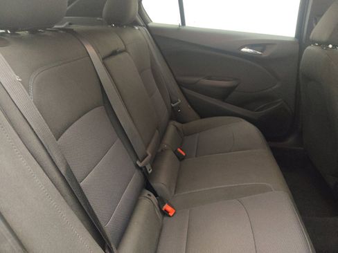 Used 2018 Chevrolet Cruze LT w/ RS Package FWD image 19