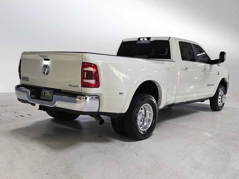 Used 2022 RAM 3500 Limited image 3