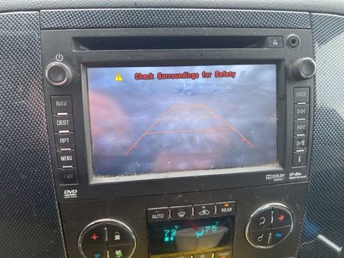 Used 2013 Chevrolet Tahoe LTZ image 7