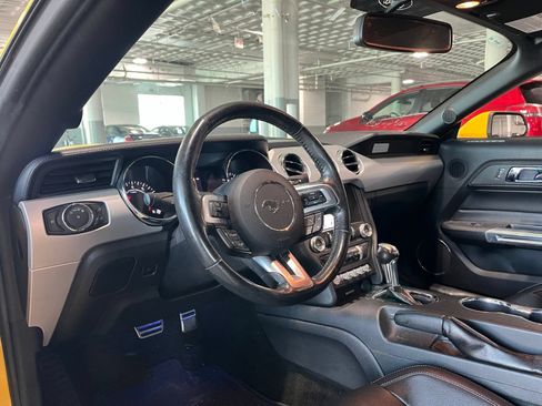 Used 2017 Ford Mustang Premium RWD image 16