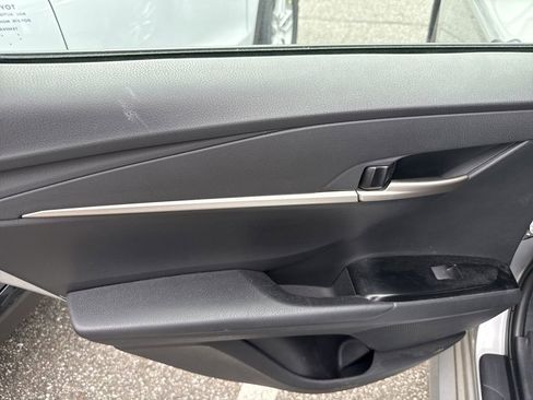 Used 2025 Toyota Camry LE image 16