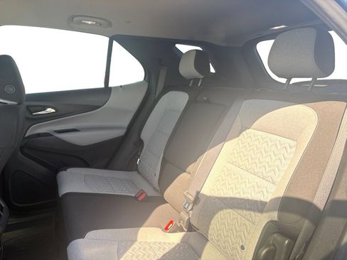 Certified 2024 Chevrolet Equinox LS w/ LS Convenience Package FWD image 16