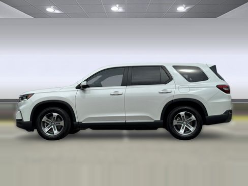 Certified 2025 Honda Pilot EX-L image 2
