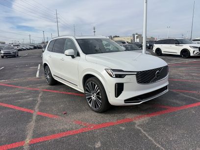 Used 2025 Volvo XC90 B5 Ultra w/ Lounge Package