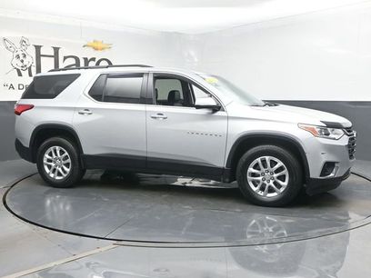 Used 2020 Chevrolet Traverse LT