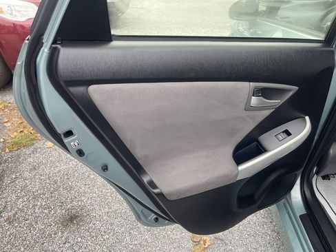 Used 2013 Toyota Prius Two FWD image 16