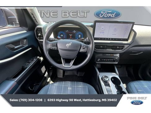 Used 2025 Ford Bronco Sport Heritage AWD/4WD image 5