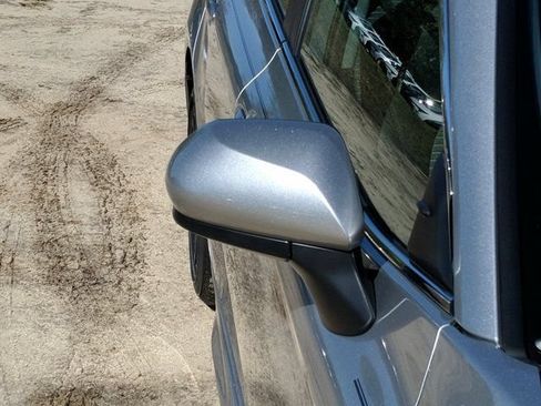 Used 2020 Toyota Camry SE FWD image 12