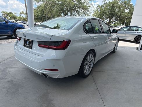 Used 2023 BMW 330e xDrive w/ Premium Package AWD/4WD image 9