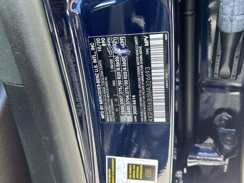 Used 2021 Mercedes-Benz GLE 450 4MATIC w/ Premium Package image 43