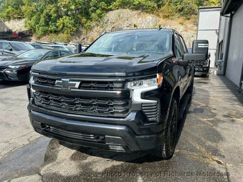 Used 2024 Chevrolet Silverado 1500 RST image 9