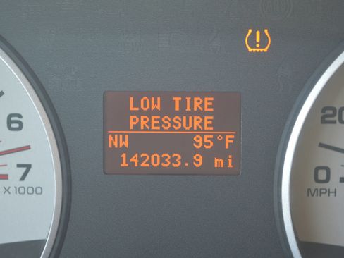 Used 2008 Ford Explorer Eddie Bauer AWD/4WD image 32