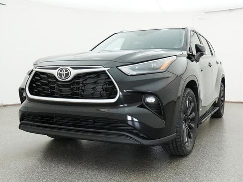 New 2026 Toyota Highlander XLE AWD/4WD image 19
