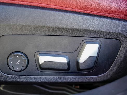 Used 2022 BMW 330i Sedan w/ Convenience Package image 20