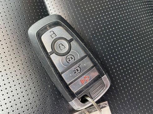 Used 2023 Ford Escape Platinum image 24