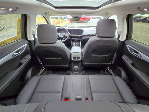 New 2026 Buick Envision Avenir image 18