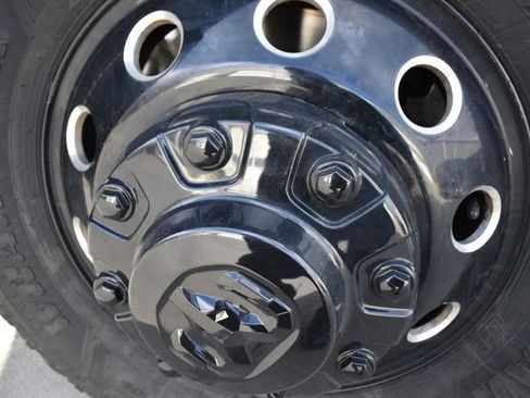 Used 2024 RAM 3500 Laramie w/ Night Edition image 11