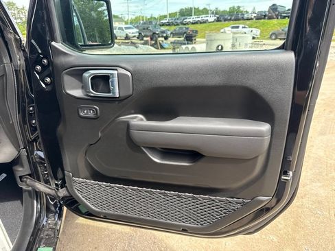 New 2026 Jeep Wrangler Unlimited Sport AWD/4WD image 26