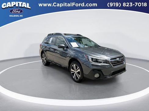 Used 2018 Subaru Outback 2.5i Limited AWD/4WD image 2
