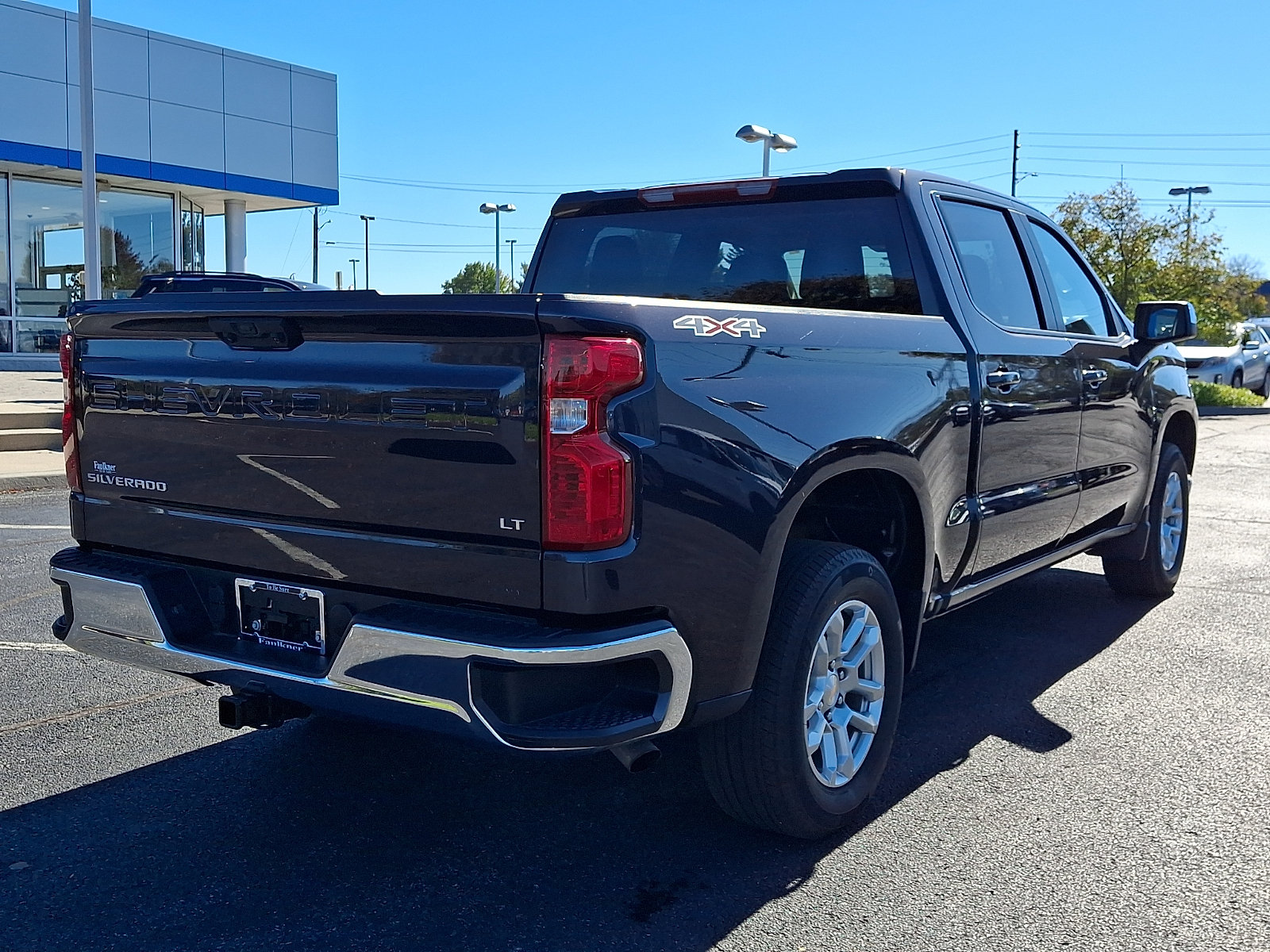Certified 2024 Chevrolet Silverado 1500 LT AWD/4WD image 6