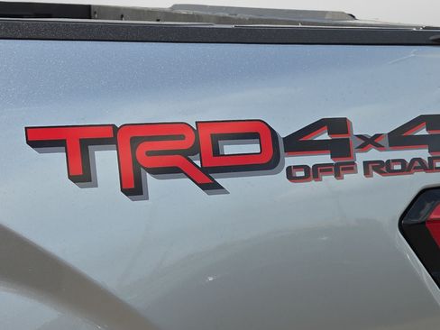 Certified 2025 Toyota Tundra Limited w/ TRD Off-Road Package AWD/4WD image 34