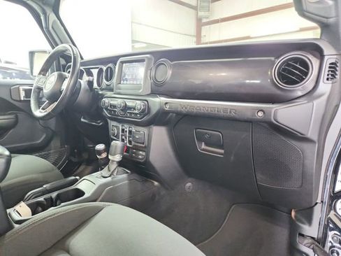 Used 2021 Jeep Wrangler Unlimited Sport image 26