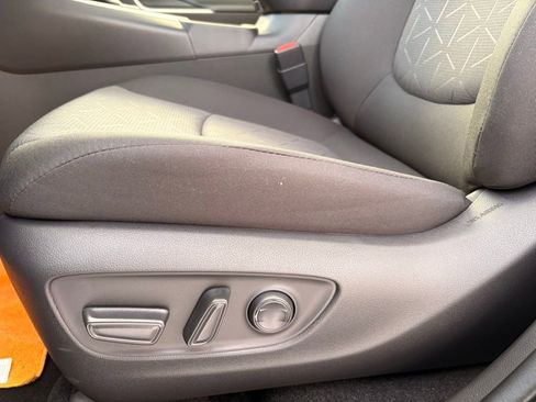 Used 2025 Toyota RAV4 XLE image 25