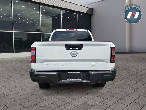 Used 2024 Nissan Frontier S w/ S Utility Package RWD image 4