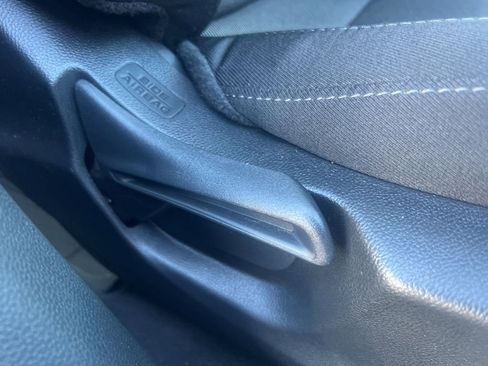 Used 2023 Honda CR-V EX image 39