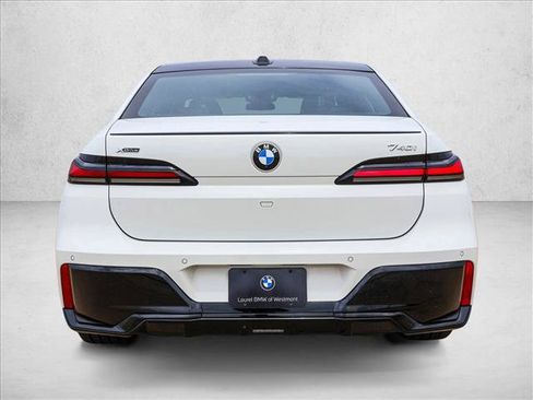 Used 2026 BMW 740i xDrive AWD/4WD image 6