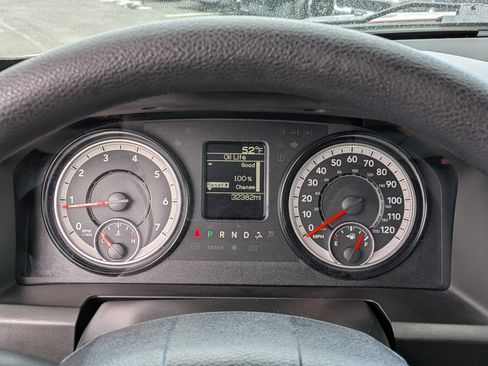 Used 2019 RAM 1500 Express image 33