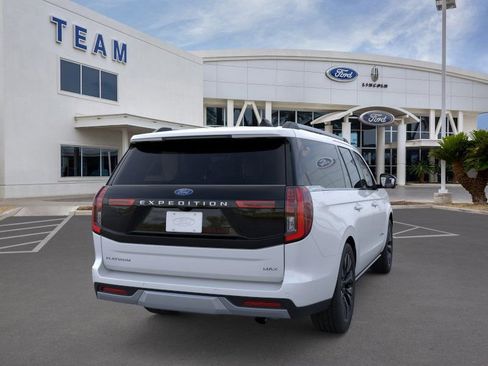 New 2025 Ford Expedition Max Platinum w/ Driver's Package image 8