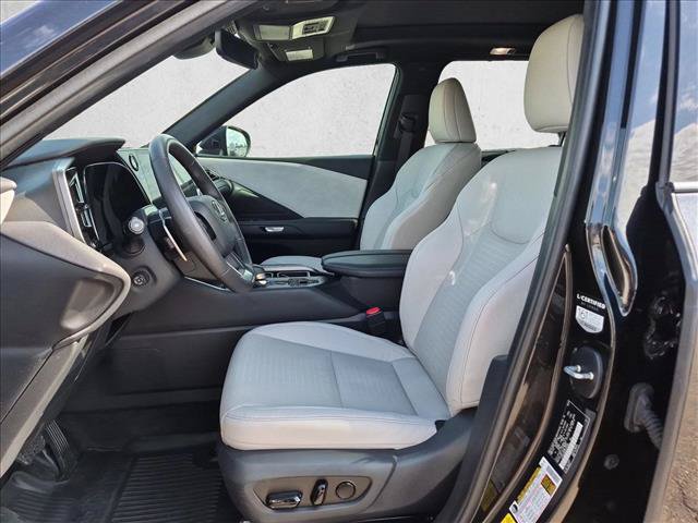 Used 2024 Lexus TX 350 AWD w/ Captains Chair Package image 16