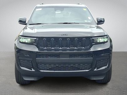New 2025 Jeep Grand Cherokee L Altitude