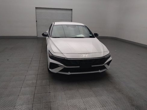 Used 2025 Hyundai Elantra Sport FWD image 14