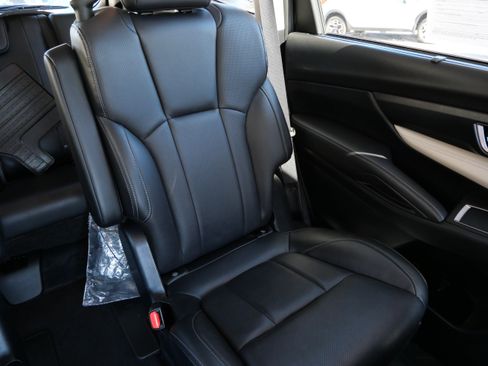 Used 2022 Subaru Ascent Limited AWD/4WD image 14
