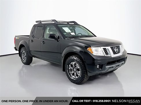 Used 2014 Nissan Frontier PRO-4X w/ Pro-4x Luxury Package image 3