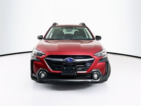 Used 2024 Subaru Outback Premium image 5