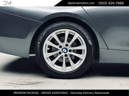 Used 2017 BMW 320i Sedan RWD image 44