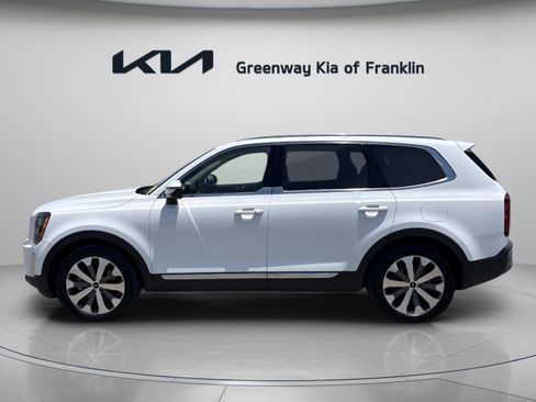 Used 2022 Kia Telluride EX w/ EX Premium Package FWD image 4