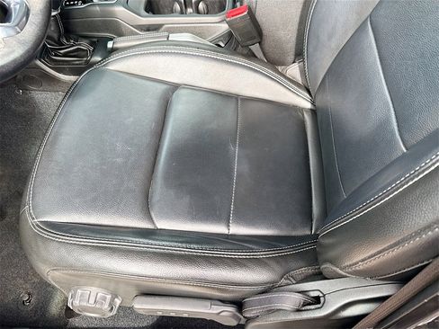 Used 2022 Jeep Wrangler Unlimited Sahara image 21